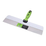 Image-of-a-ROX-400-mm-stainless-steel-finishing-spatula-with-a-wide-flat-blade-and-a-green-ergonomic-handle-designed-for-drywall-and-plaster-finishing-tasks-The-blade-has-a-label-indicating-it-is-part-of-the-ROX-Professional-Series